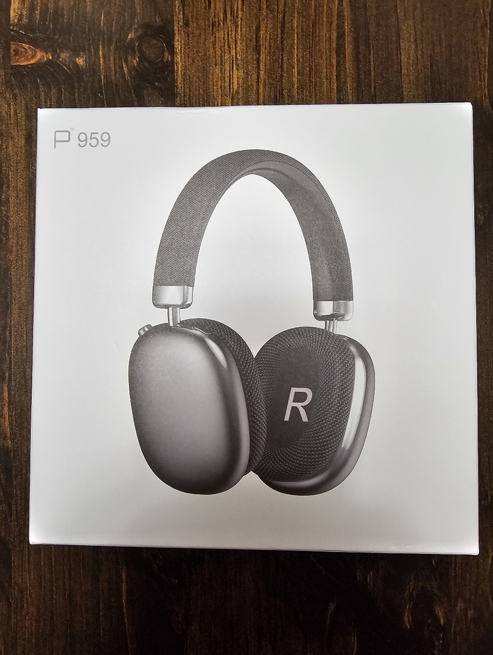 P 959   Over-Ear Wireless Headphones in Black and Silver